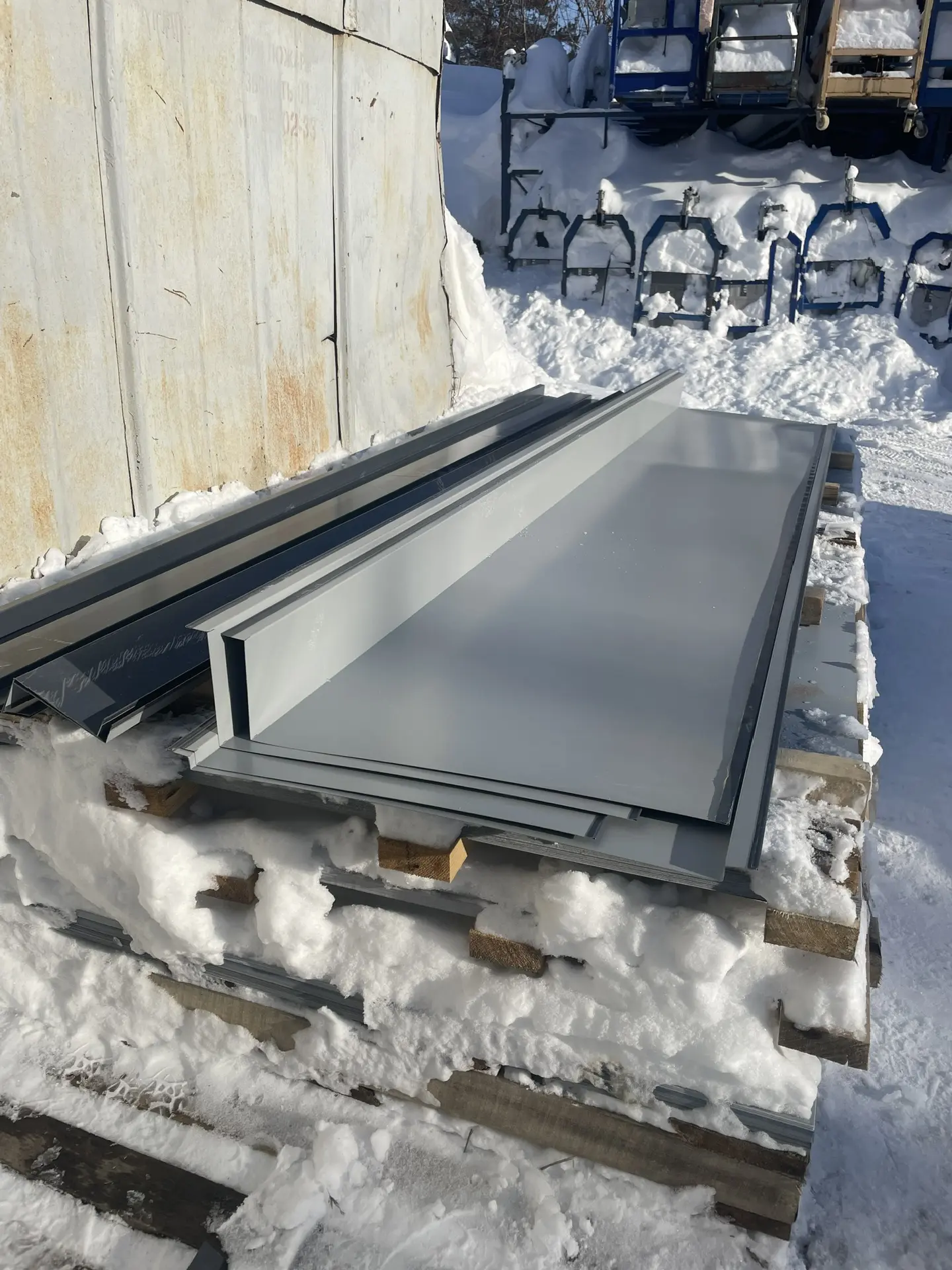 Снегозадержатели